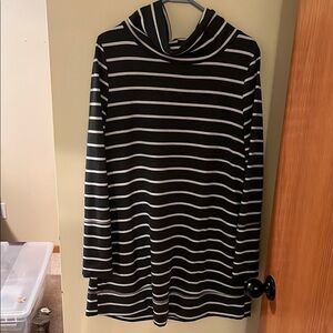 Black and White Striped Long Sleeve Top